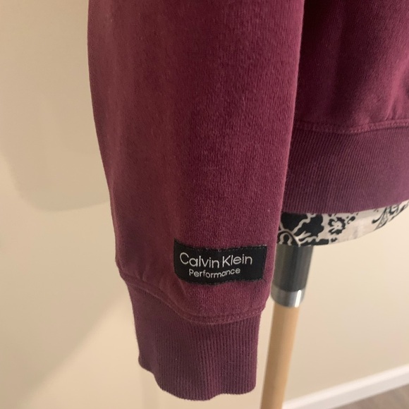 Calvin Klein Performance Cropped Sweater - Picture 7 of 7